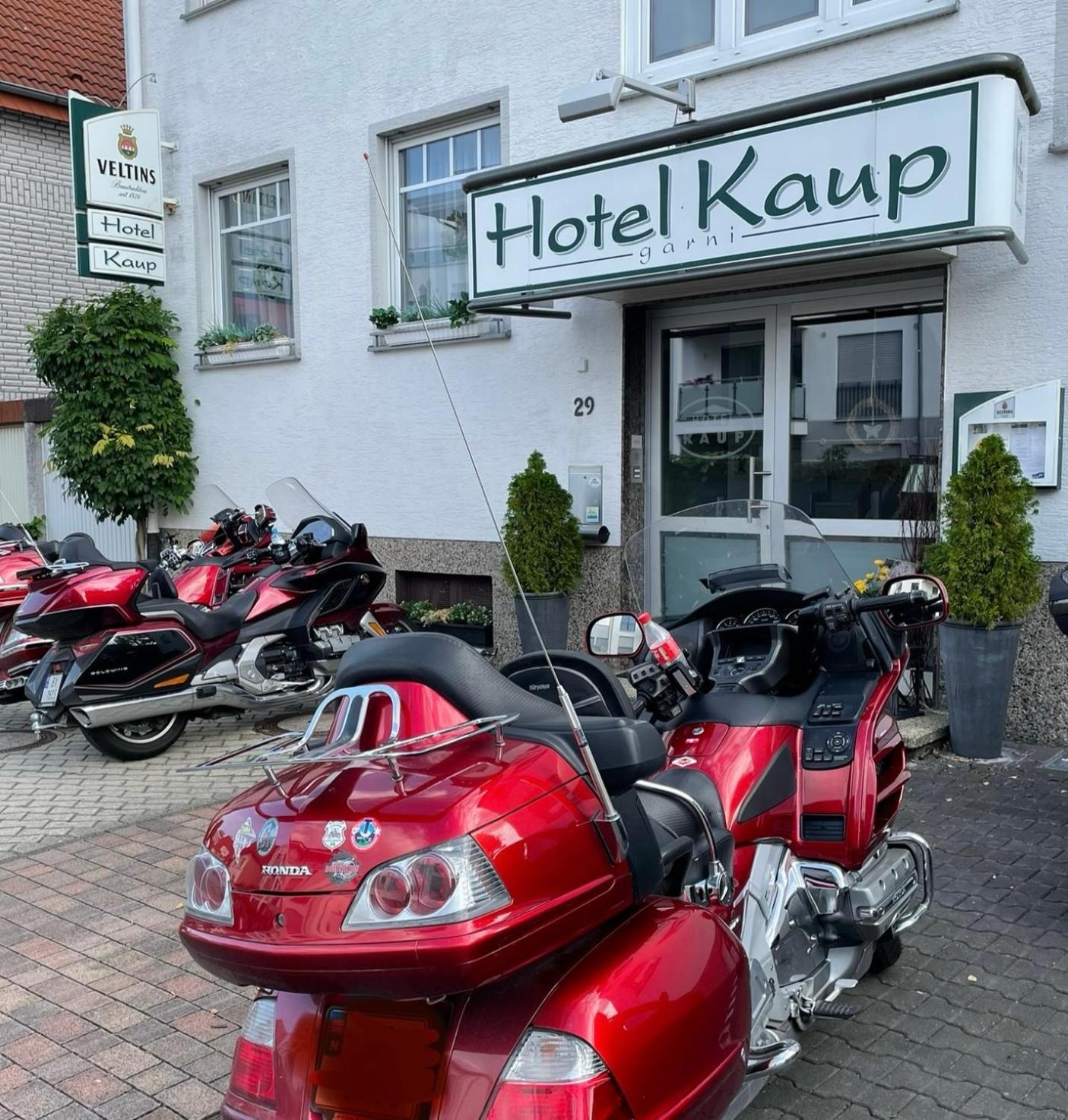 Hotel Kaup Πάντερμπορν Εξωτερικό φωτογραφία